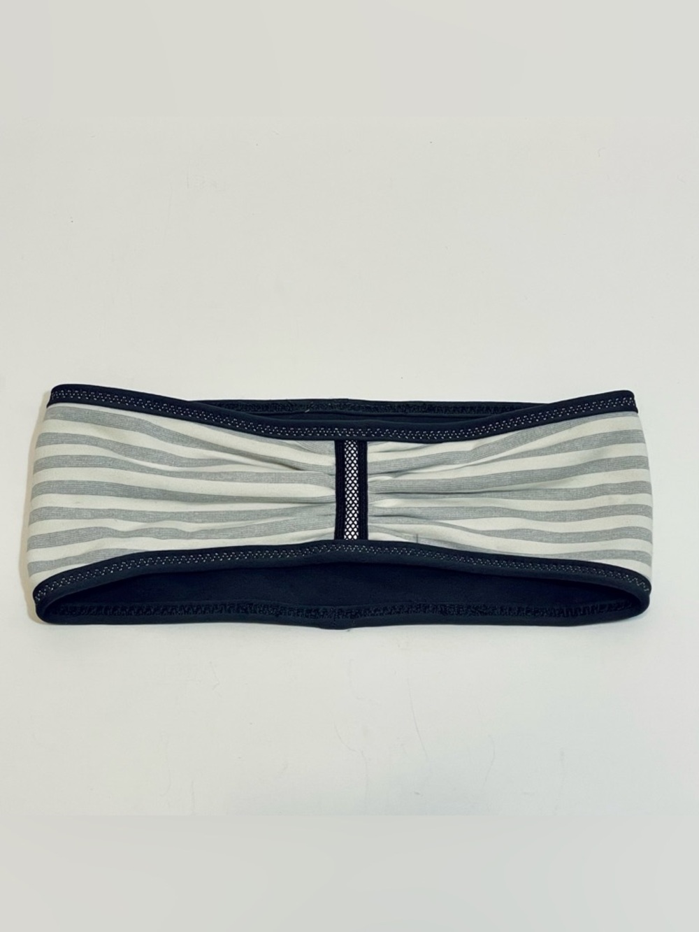 Lululemon Reversible Brisk Run Women’s Headband Navy, Gray & White OS - Picture 2 of 5